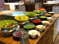 自助调料区-广州中心皇冠假日酒店-环市食坊·海鲜自助餐厅