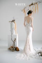 -纯色时光婚纱艺术馆WHITE