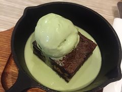 -必胜客(威高广场店)
