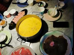 -澳美徕·港式花胶鸡火锅(高新万达店)