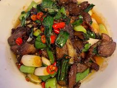 大蒜辣椒炒烤五花肉-天下客饭店(中山路店)