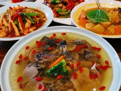乌骨鸡汤-隐食餐厅(金水湾公馆店)