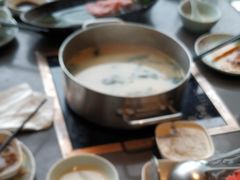 -捞王锅物料理(上海世茂广场店)