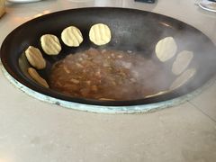 -三江鱼东北特色铁锅炖(骆驼店)