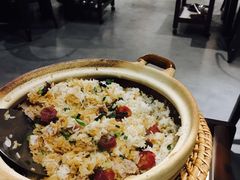 腊味煲仔饭-百年果林椰子鸡(中洲店)