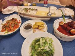 -御沪沪味园.融合菜.海鲜(斜土路店)