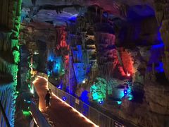 -泰安地下龙宫景区