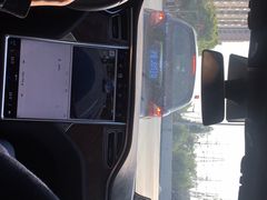 -TESLA 特斯拉(上海太古汇体验店)