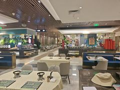 -金马门国际美食百汇(珞喻路店)