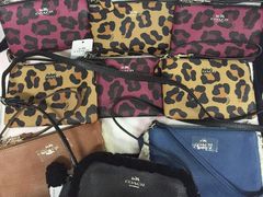 -COACH蔻驰(恒隆广场店)