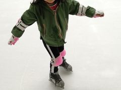 -陈露国际冰上中心(天津嘉里汇店)