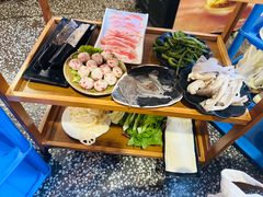 -重庆风光老灶火锅城(同德广场店)