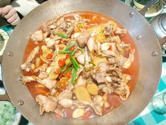 -昱龙大盆牛蛙馆(三兴街总店)