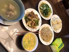 -爱月宝月嫂育儿嫂(太原店)