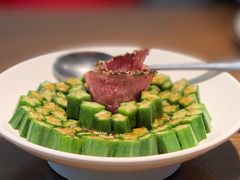 黑椒牛肉拼秋葵-将相和·海鲜蒸饺大连菜