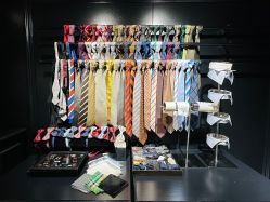 -BRANS PORO布朗斯伯勒西装高级定制·瑞璞西装(金陵店)