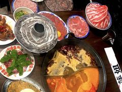 -萍姐火锅·公路夜市(武汉首店)