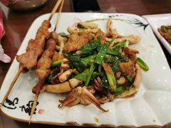 -洁神饭庄·海鲜·青岛菜·30年老字号(五四广场店)