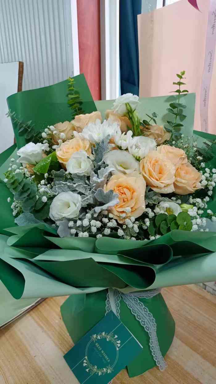 rose花店-"979797生日收到了最喜欢的向日葵啦.