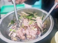 -周良天山牛杂城(天山路总店)