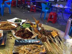 -瑶府路边摊大排档·烧烤·海鲜·砂锅粥·炒菜(瑶湖里夜市店)