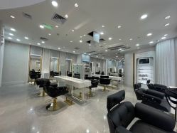 -Kraemer Paris  苏豪路易士·嘉玛发廊