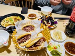 -闫家驴肉老店(华电一校店)