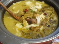 -周鱼小馆石锅酸菜鱼(活力汇店)