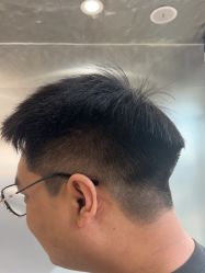 -Tloml salon