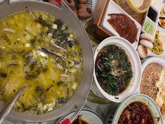 -鑫巴蜀小镇 · 水煮鱼专研店(玉桥店)