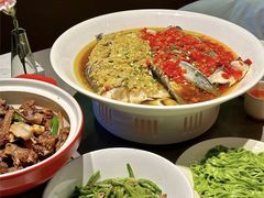 -楚山晓·湖北菜(武汉光谷K11店)