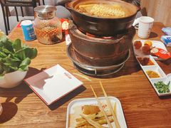 -阿润打边炉·鲜切鸡煲(华漕店)
