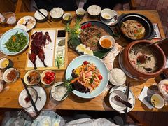 -老滇山寨•云南特色菜•地方菜•民族风情歌舞表演(金碧店)