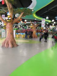 -维佳童话镇演出现场(徐东店)