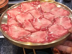 -臻牛烤肉