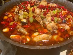 破店馋嘴牛蛙-泥糊破店小酒馆·团建聚餐(南京西路店)