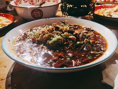 -半步颠小酒馆(繁花中心)