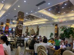 大堂-君德澜酒家·创意粤菜(金山谷店)