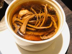 茶树菇炖鸡汤-鹊玥·粤菜小馆(汇智国际商业中心店)