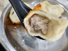 -黄阿姨锅贴大王(万航渡路店)