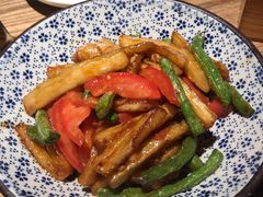 蜜桃三素-蜜桃餐厅·江浙融合菜(荟聚购物中心店)