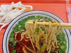 -陆元丰·兰州纯汤牛肉面(自强西路店)