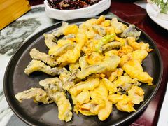 -蔼若春.传承三十年云南菜(金碧公园店)