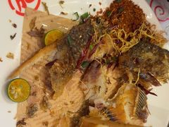 -肥肥虾庄·金牌油焖大虾(汉口城市广场店)