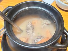 -莲餐厅·湖北菜·潜江小龙虾店(愚园路店)