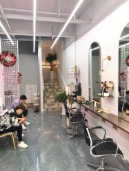 -茶发Salon·烫发染发理发