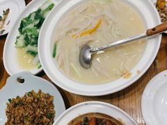樟树白辣椒炒肉-饭怕鱼(阳光100店)