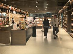 -茑屋书店(天目里店)