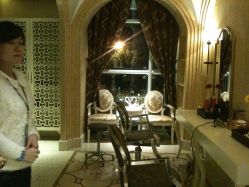 这个是店长工作室~~就是~~VIP啦~~一起的美眉有一个就是店长亲自弄的哟-圣安娜美业