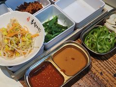 -秋香家韩式炭火烤肉(荷园路店)